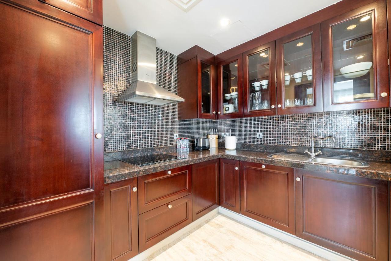 Ultra Luxury Downtown - Full Burj Khalifa View - 5 Min Walk To Dubai Mall! Exteriör bild